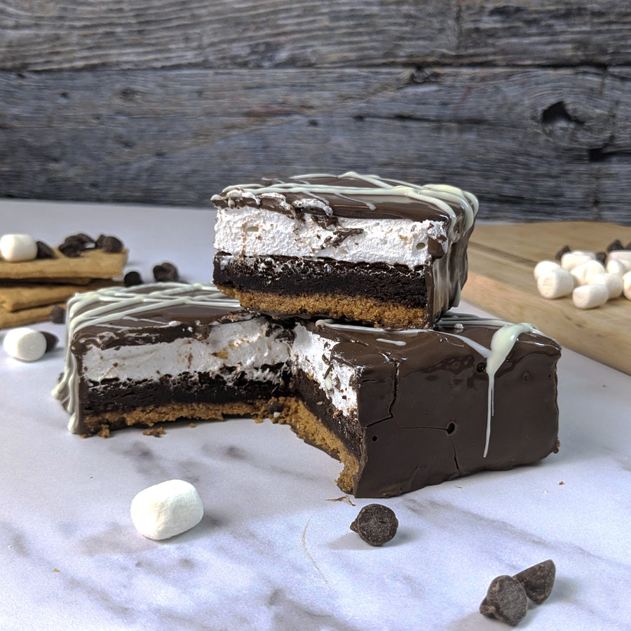 S’mores Marshmallow Brownie Cake