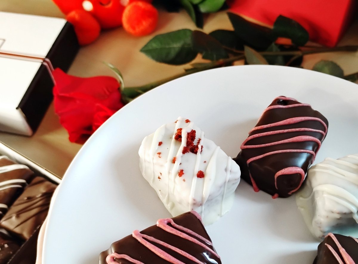 Be My Valentine Box - Nettie's Bakery
